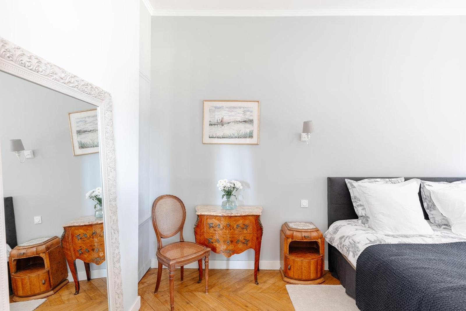 One-Bedroom Apartment Garden View