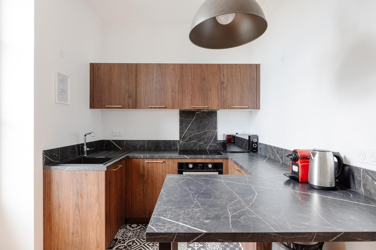 Three-Bedroom Apartment High Floor